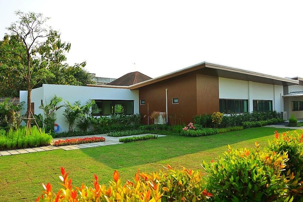 ศูนย์ดูแลผู้สูงอายุโดยแพทย์เฉพาะทาง Akkara CARE