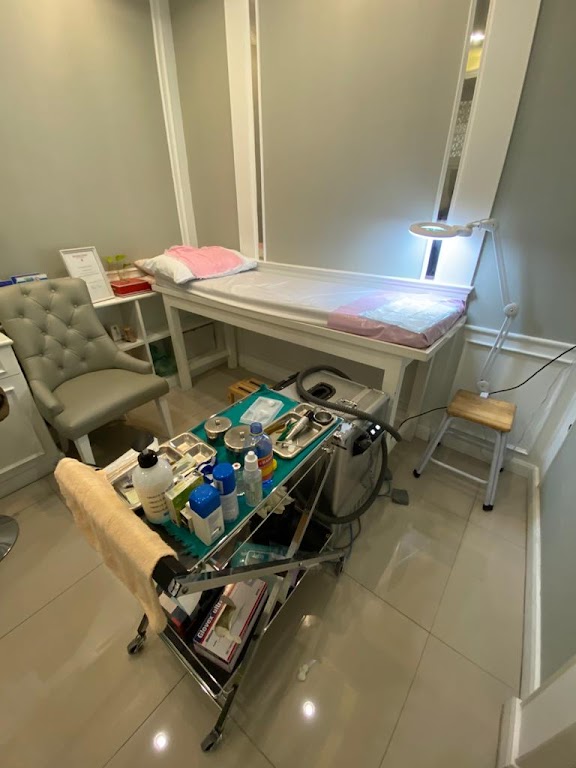 Footcare Clinic by Dr. Cherdpong