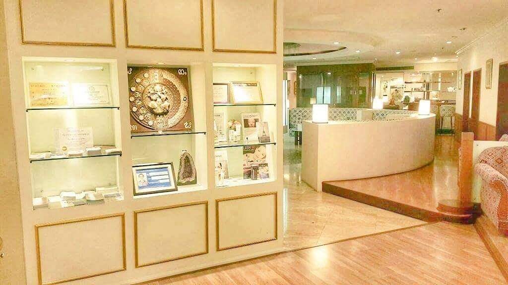 LISA FRANCES CLINIC